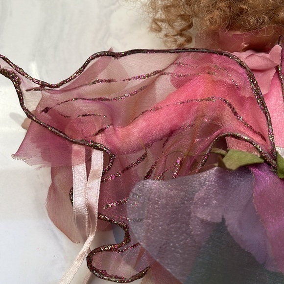 Fairy. Pre owned. Excellent condition. - Picture 7 of 9